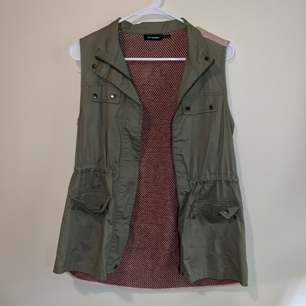 Embroidered utility vest